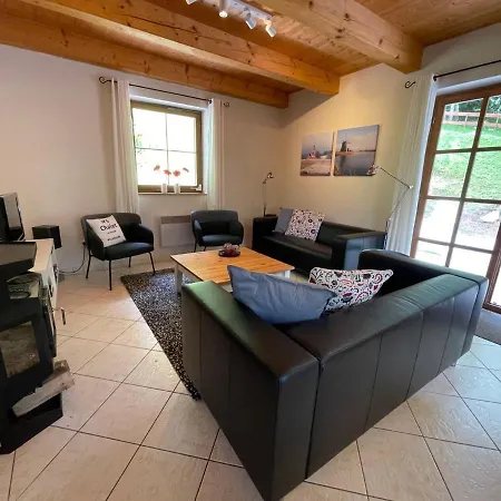 Cozy Near Area In Javornik * Rudník