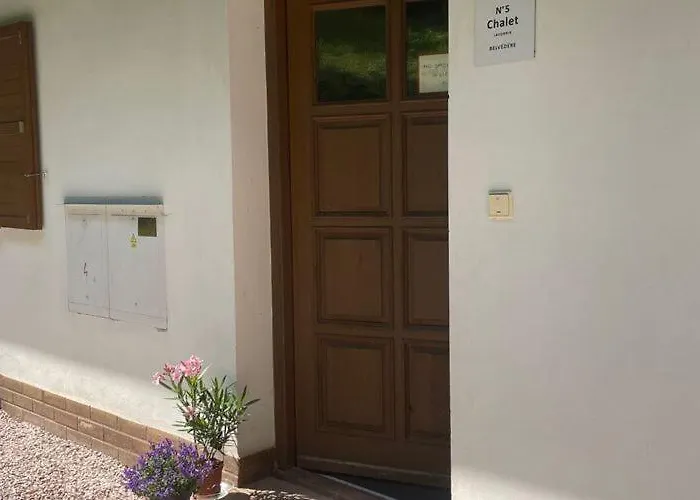 Escape In Javornik 度假居 Rudník